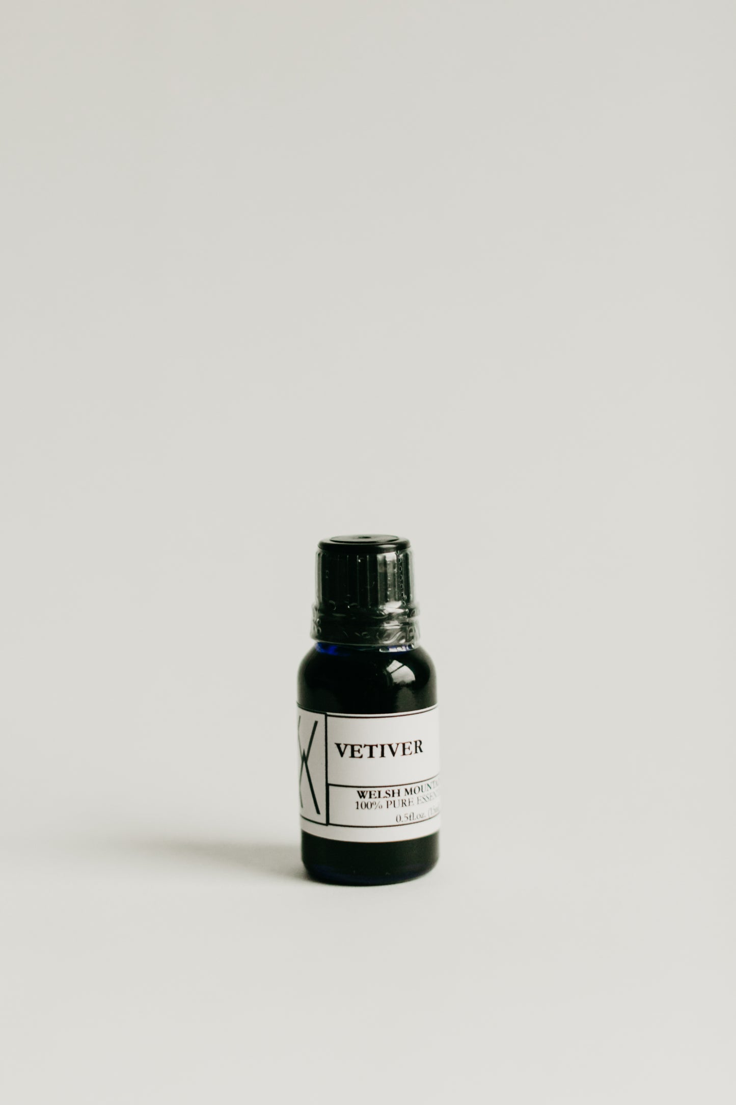 VETIVER ESSENTIAL OIL