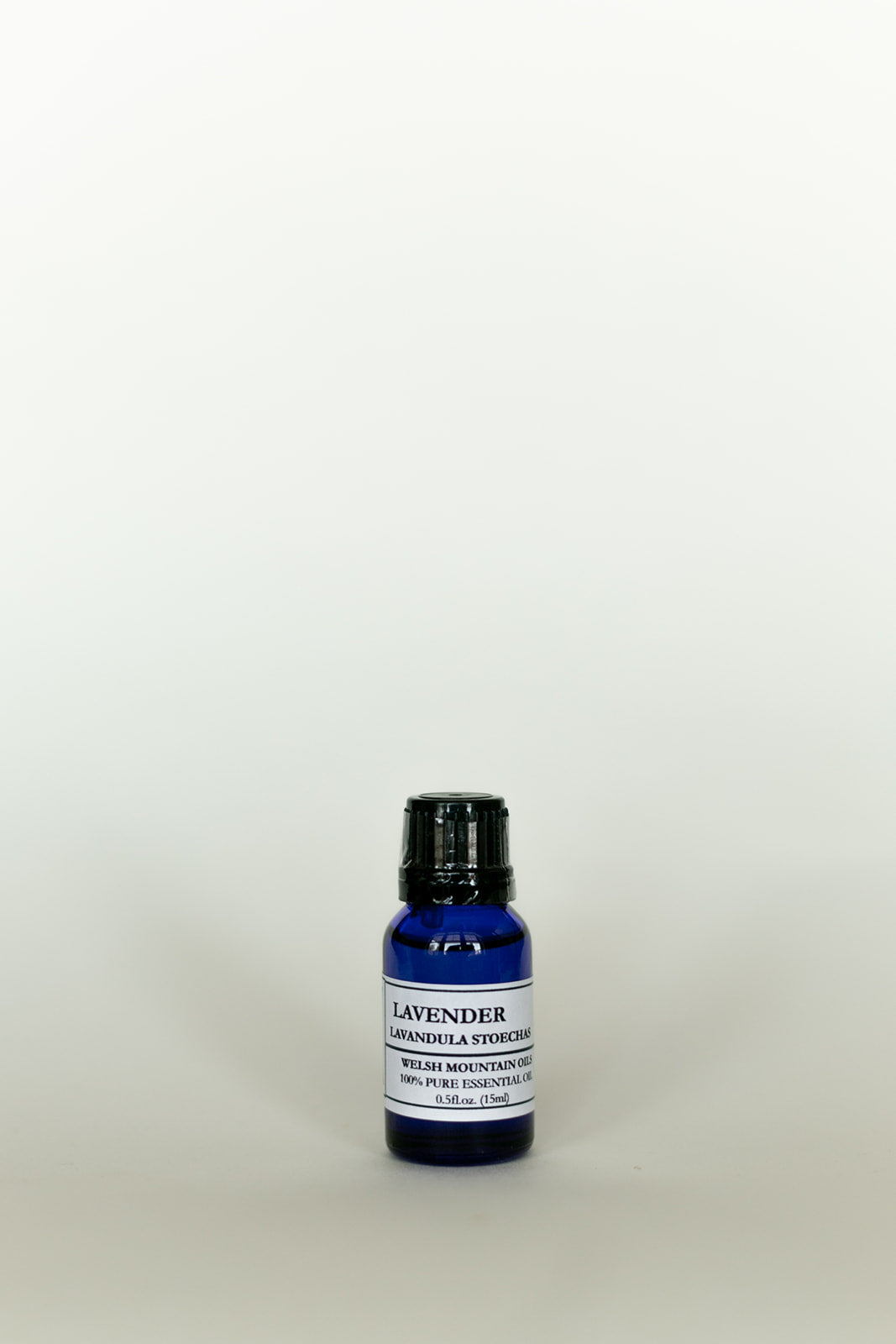 LAVENDER ESSENTIAL OIL