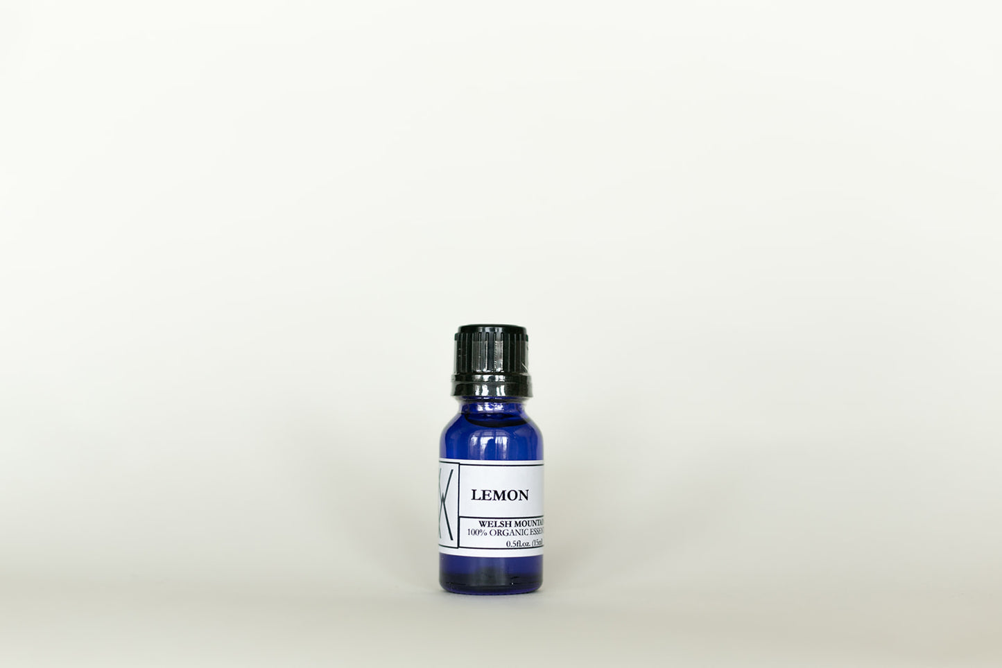 LEMON ESSENTIAL OIL