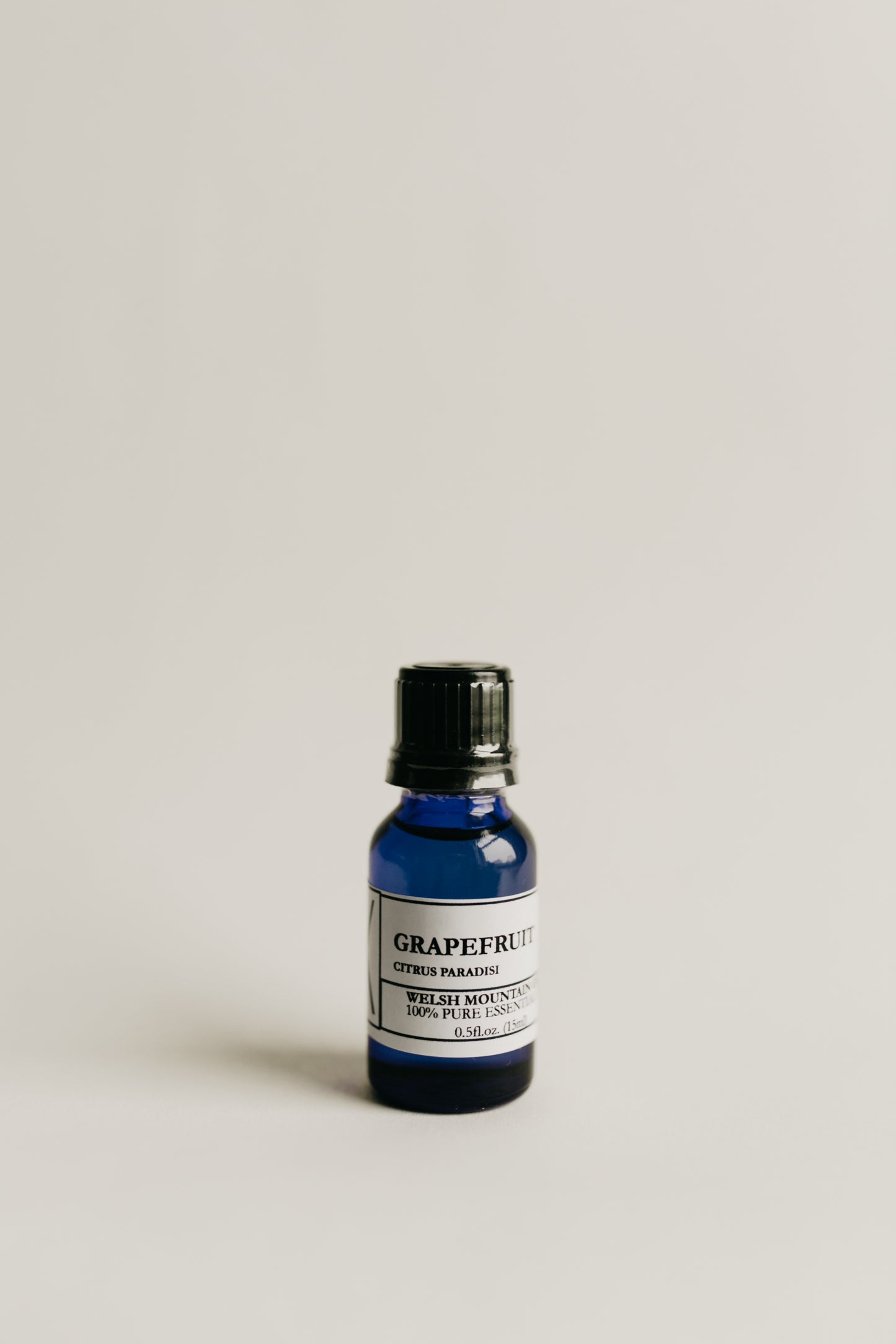 GRAPEFRUIT ESSENTIAL OIL