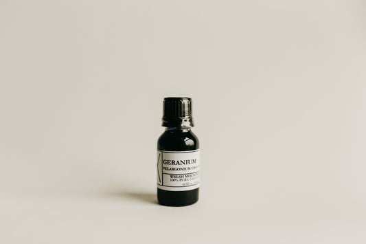 GERANIUM ESSENTIAL OIL